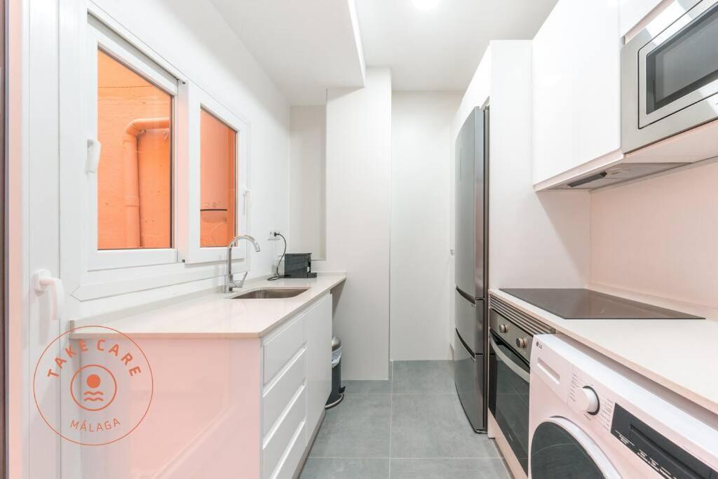 Cosy Apartment With Patio In Malaga - Tcm エクステリア 写真