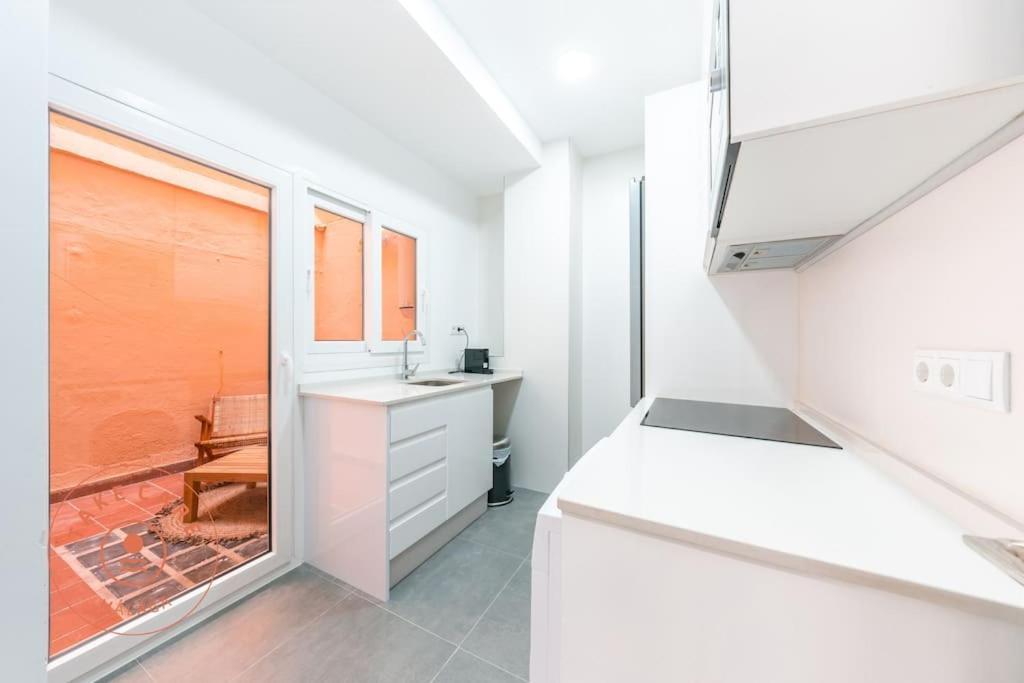Cosy Apartment With Patio In Malaga - Tcm エクステリア 写真