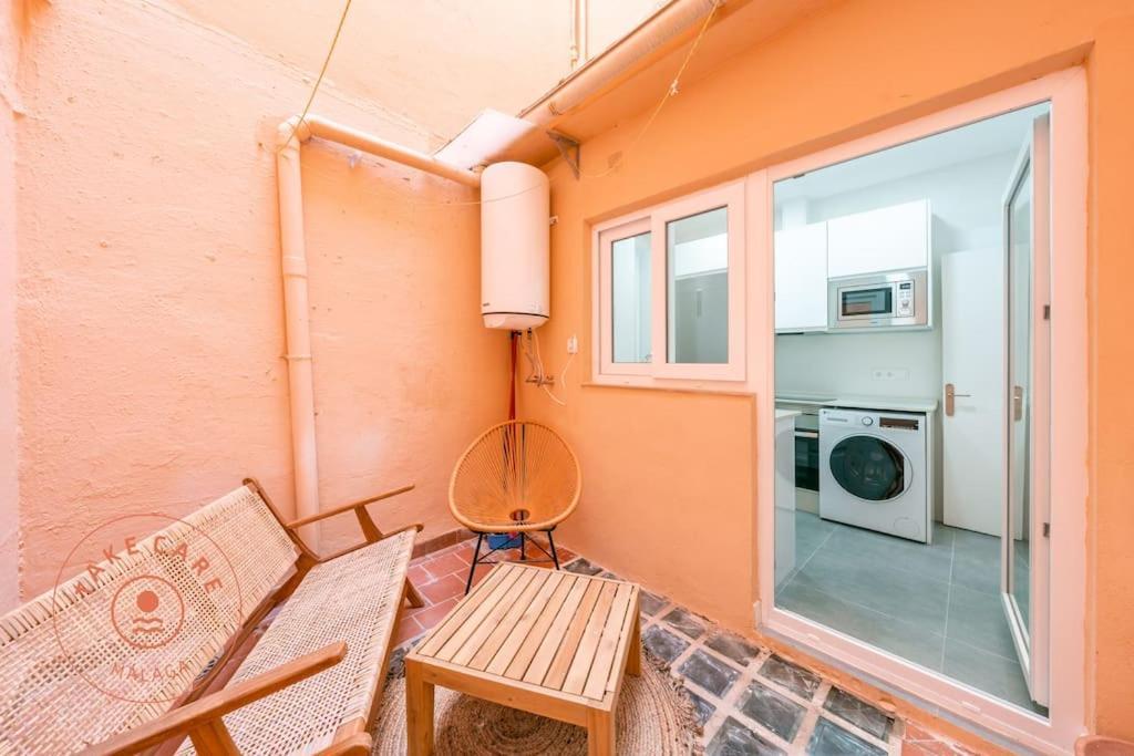 Cosy Apartment With Patio In Malaga - Tcm エクステリア 写真